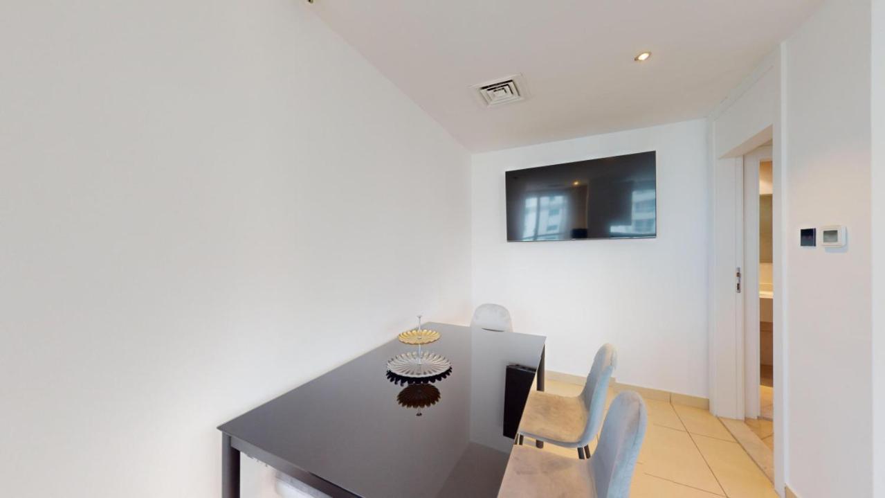 Marina View - Luxurious Four Bed With Private Pool * Dubai